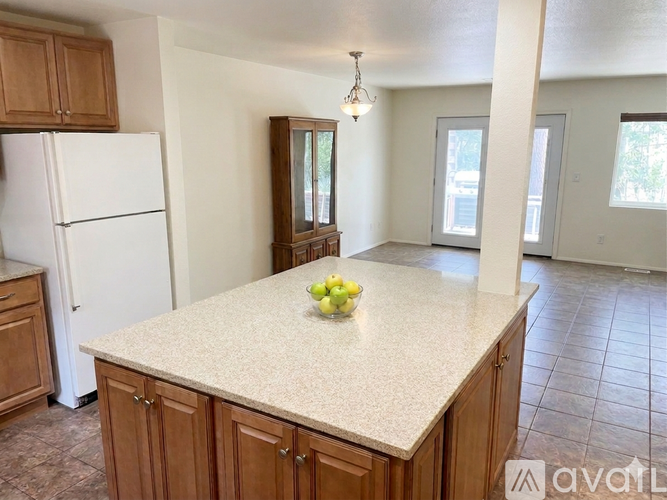 2907 Riverside Dr 3 Beds Condo for Rent - Photo gallery 2