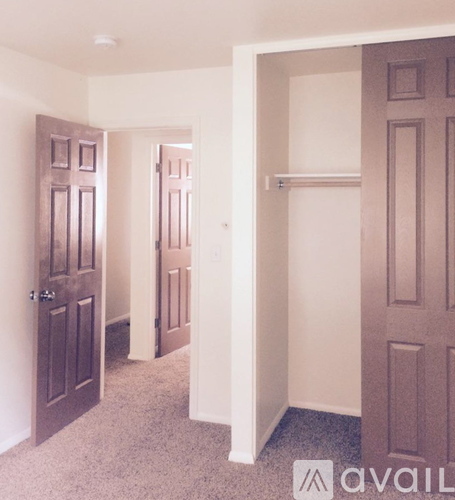 2907 Riverside Dr 3 Beds Condo for Rent - Photo gallery 4