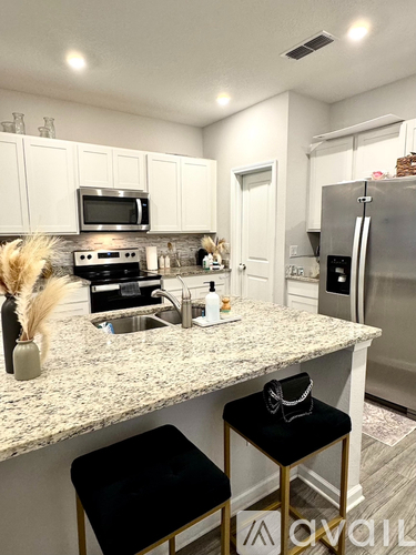 8121 Cheryl Ann Lane 3 Beds Townhouse for Rent - Photo gallery 5