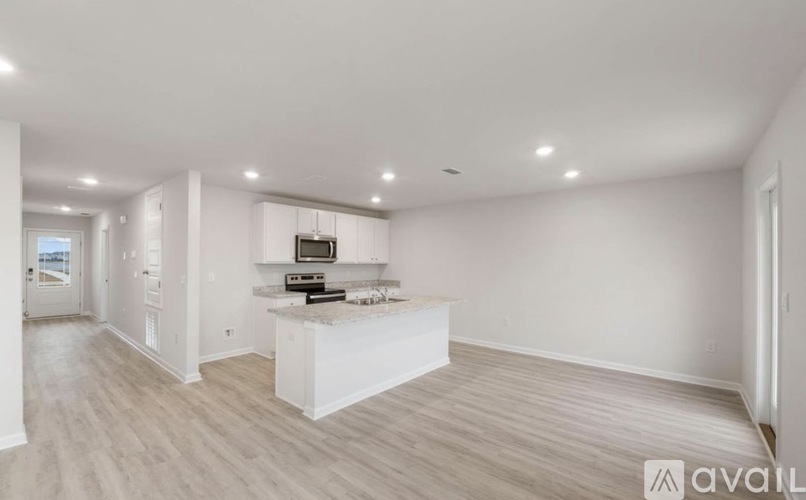 6477 Slabinski Ln 3 Beds Single Family Home for Rent - Photo gallery 5