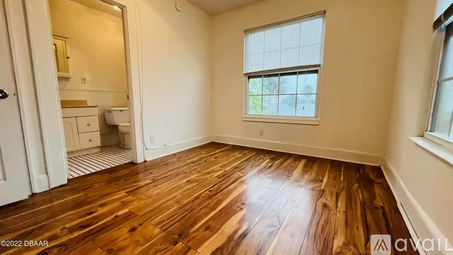 537 Bowman Ave 1 Apartment for Rent - Photo gallery 2
