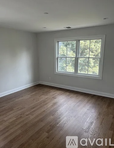 69 Oak St 3 Beds Townhouse for Rent - Photo gallery 5
