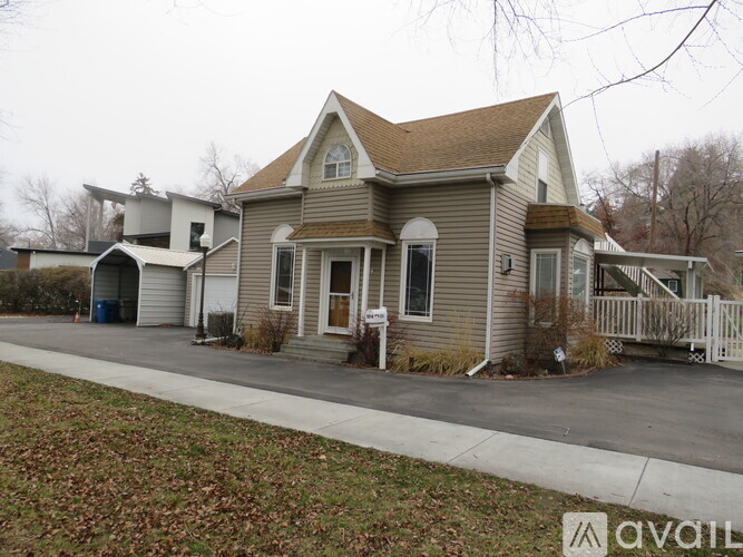 1014 E Franklin St 3 Beds Apartment for Rent - Photo gallery 2