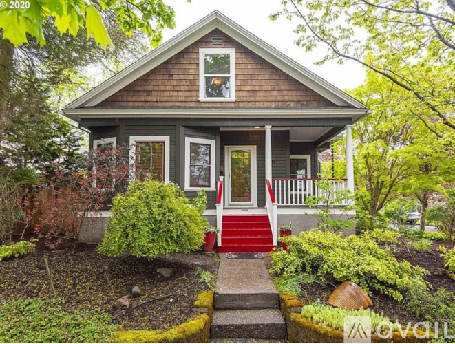 8134 Southeast 15th Avenue 3 Beds Single Family Home for Rent - Photo gallery 1