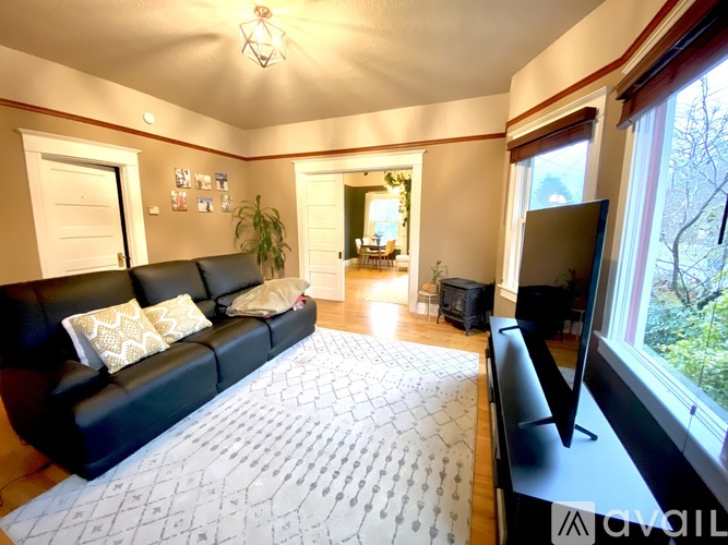 8134 Southeast 15th Avenue 3 Beds Single Family Home for Rent - Photo gallery 5