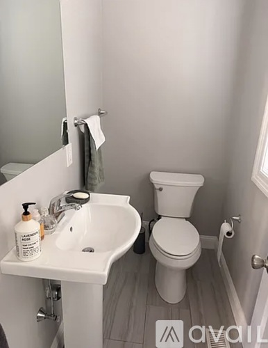 114 Crotona Ave 3 Beds Townhouse for Rent - Photo gallery 4