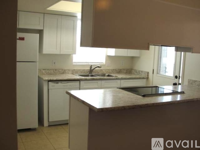 121 E 14th Pl 2 Beds Townhouse for Rent - Photo gallery 3