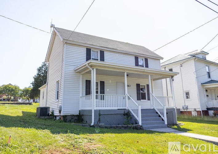 263 Bell St 3 Beds Single Family Home for Rent - Photo gallery 2