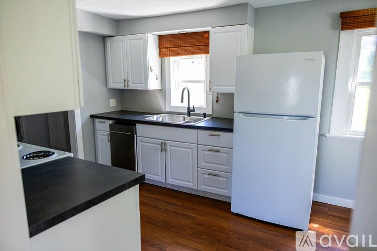 263 Bell St 3 Beds Single Family Home for Rent - Photo gallery 4