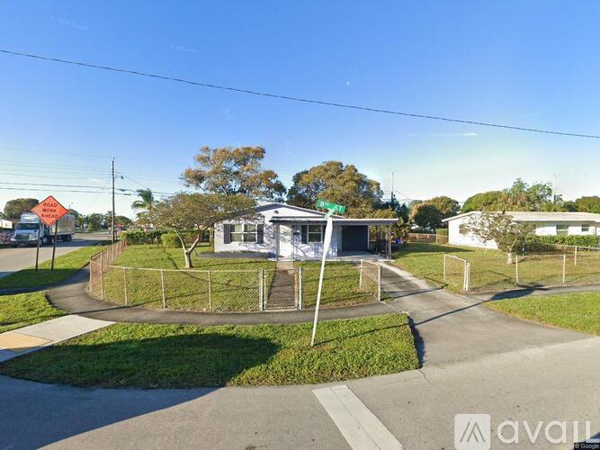 1432 8th Street 3 Beds Single Family Home for Rent - Photo gallery 1