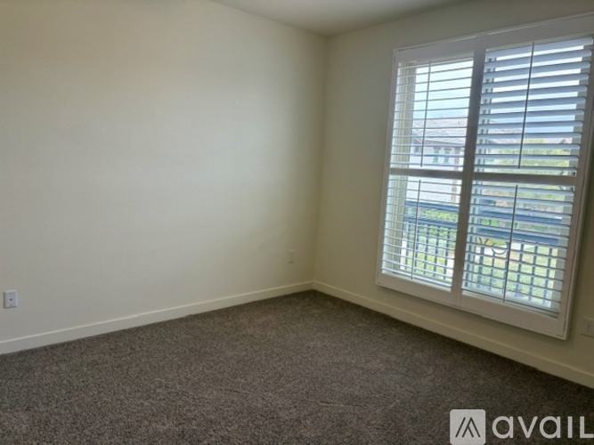 2748 S. Cavlier Drive Unit 103 2 Beds Townhouse for Rent - Photo gallery 3