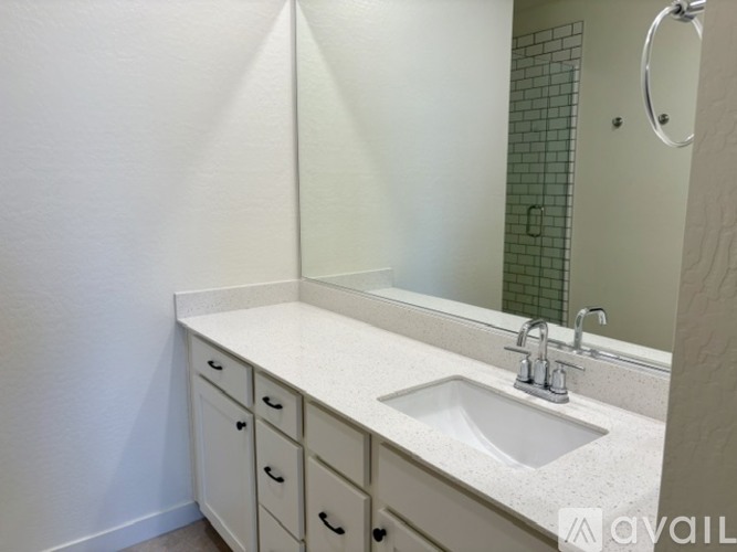 2748 S. Cavlier Drive Unit 103 2 Beds Townhouse for Rent - Photo gallery 5