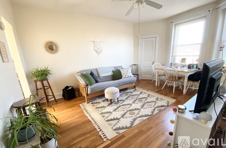 1330 Commonwealth Avenue 1 Apartment for Rent - Photo gallery 1
