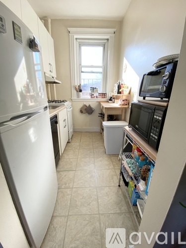1330 Commonwealth Avenue 1 Apartment for Rent - Photo gallery 5
