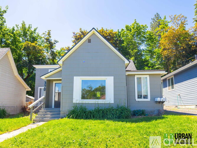 370 E 8th Ave 2 Beds Apartment for Rent - Photo gallery 1
