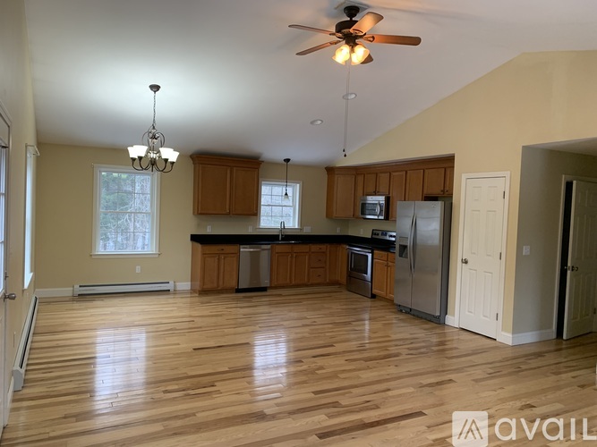 3 Garey Mill Road 3 Beds Apartment for Rent - Photo gallery 1