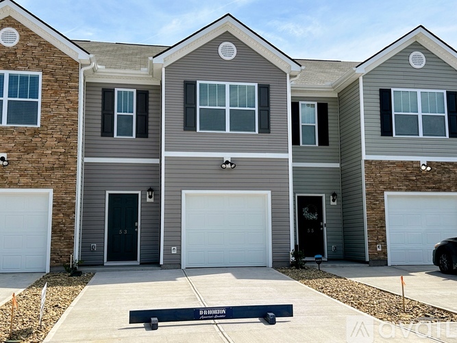 53 Sunriff CT 3 Beds Townhouse for Rent - Photo gallery 1