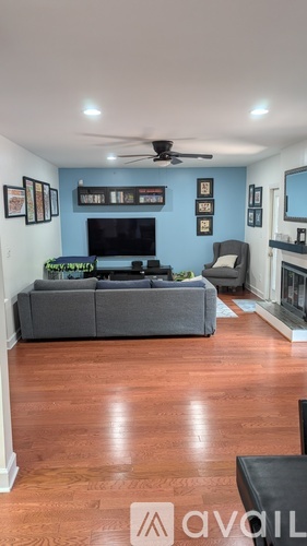 2078 Clairmeade Valley Road Northeast 3 Beds Condo for Rent - Photo gallery 3