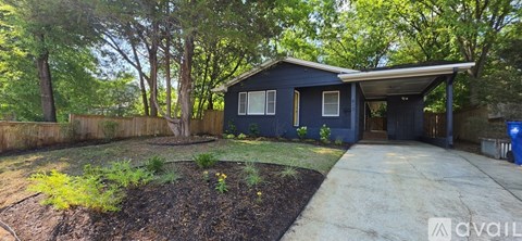 813 East Davie Street 3 Beds Apartment for Rent