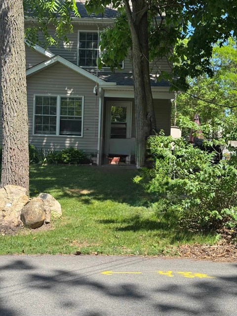 454 College Avenue 3 Beds Apartment for Rent