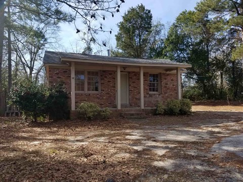 708 Ermine Road 3 Beds Apartment for Rent