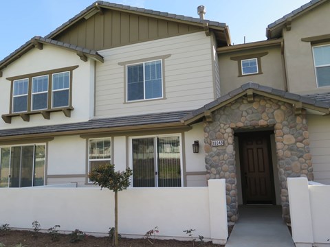 18049 Magee Lane 3 Beds Apartment for Rent