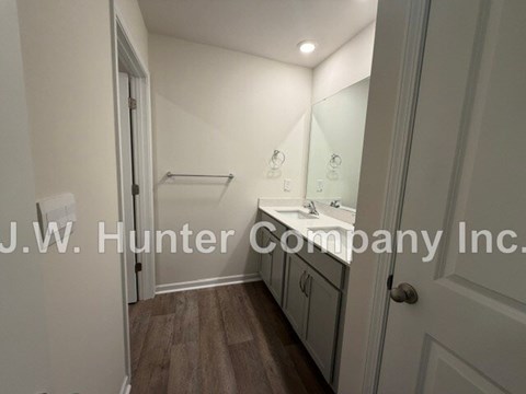 7618 SAND PIT ROAD 5 Beds Apartment for Rent