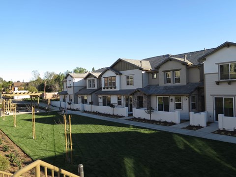 18057 Magee Lane 3 Beds Apartment for Rent