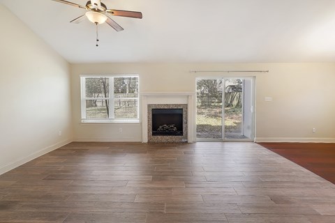 1407 Admiral Nelson Drive 3 Beds Apartment for Rent