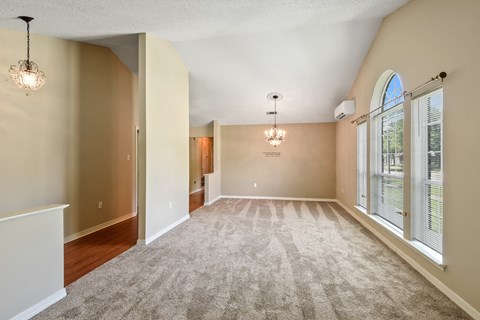 1044 Breckenridge Drive 4 Beds Apartment for Rent