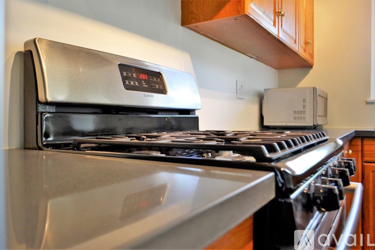 37 Dale Lane 3 Beds Single Family Home for Rent - Photo gallery 2