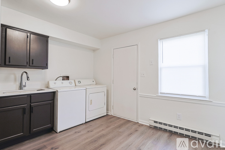 4202 Powhatan Avenue 2 Beds Single Family Home for Rent - Photo gallery 4