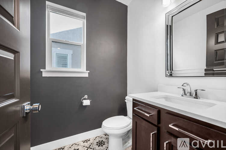 974 W Rutledge Rd 4 Beds Single Family Home for Rent - Photo gallery 5