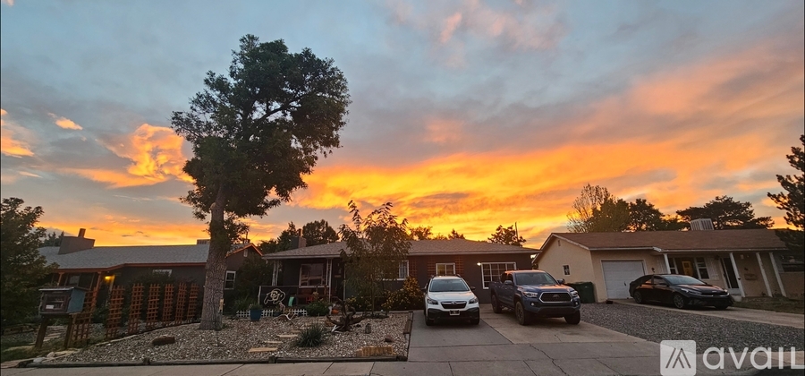 1107 N Buena Vista Ave 4 Beds Single Family Home for Rent - Photo gallery 1