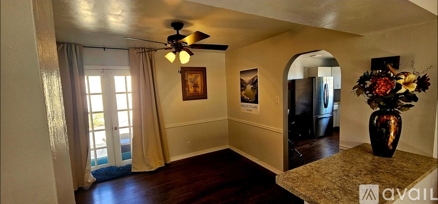 1107 N Buena Vista Ave 4 Beds Single Family Home for Rent - Photo gallery 5