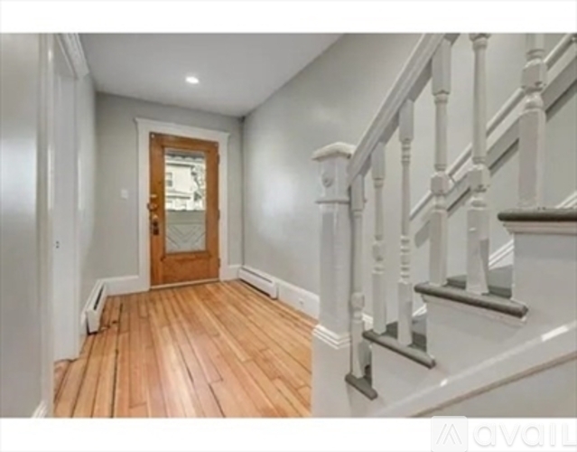 88 Linden Street 5 Beds Condo for Rent - Photo gallery 3