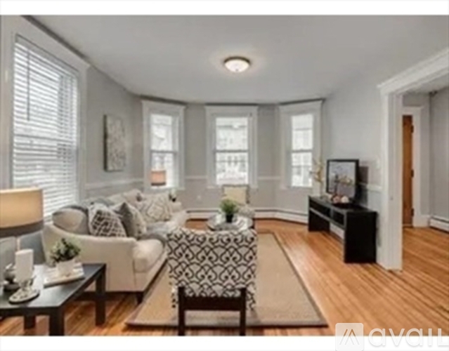 88 Linden Street 5 Beds Condo for Rent - Photo gallery 5