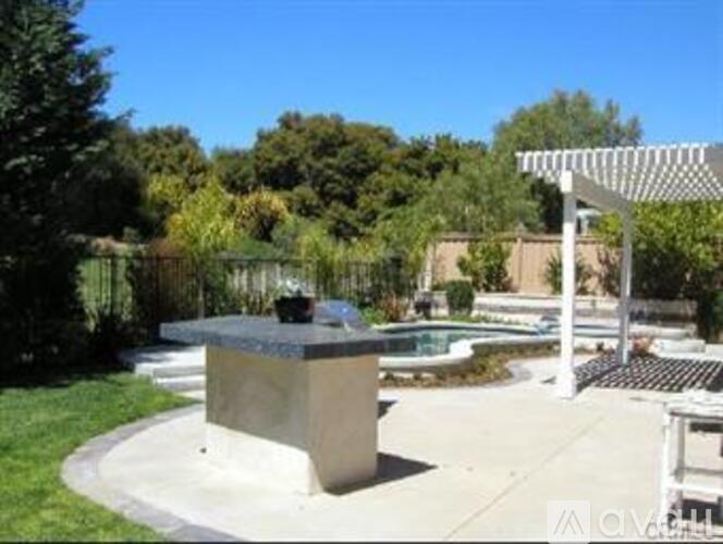 23561 Bending Oak Court 4 Beds Single Family Home for Rent - Photo gallery 2