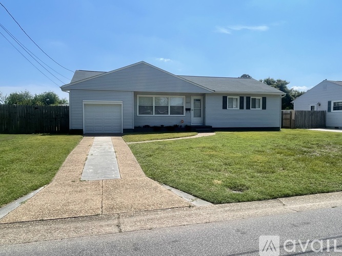 2217 Helsley Avenue 3 Beds Single Family Home for Rent - Photo gallery 1