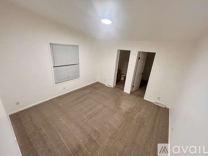 295 West Coral Drive 3 Beds Single Family Home for Rent - Photo gallery 4