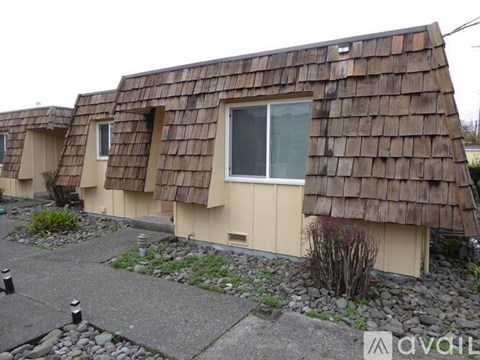 535 5Th St 2 Beds Apartment for Rent