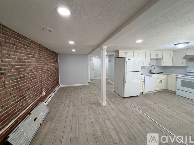 31 Chelsea St 1 Apartment for Rent - Photo gallery 2