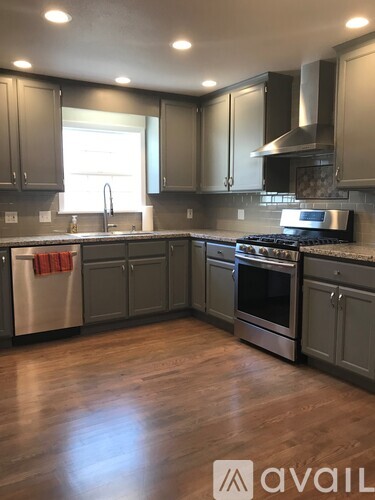 2919 J Street 3 Beds Single Family Home for Rent - Photo gallery 4