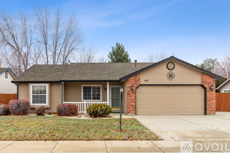 2182 East Clarene Street 3 Beds Single Family Home for Rent - Photo gallery 1