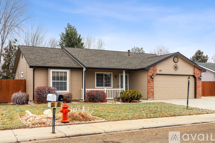 2182 East Clarene Street 3 Beds Single Family Home for Rent - Photo gallery 2