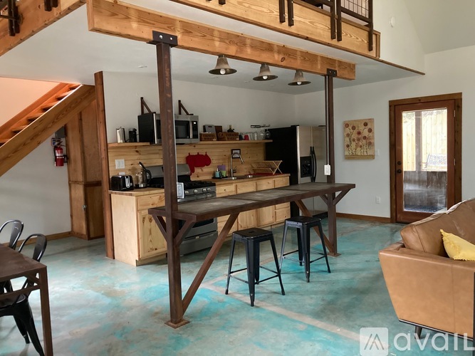 15401 Ranch Road 12 Suite 106 1 Single Family Home for Rent - Photo gallery 4