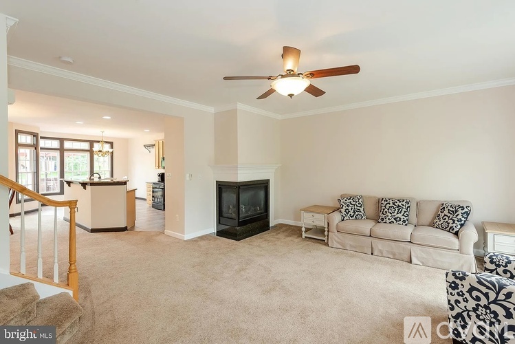 10655 Hillingdon Road 3 Beds Townhouse for Rent - Photo gallery 3