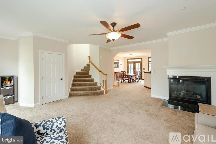 10655 Hillingdon Road 3 Beds Townhouse for Rent - Photo gallery 4