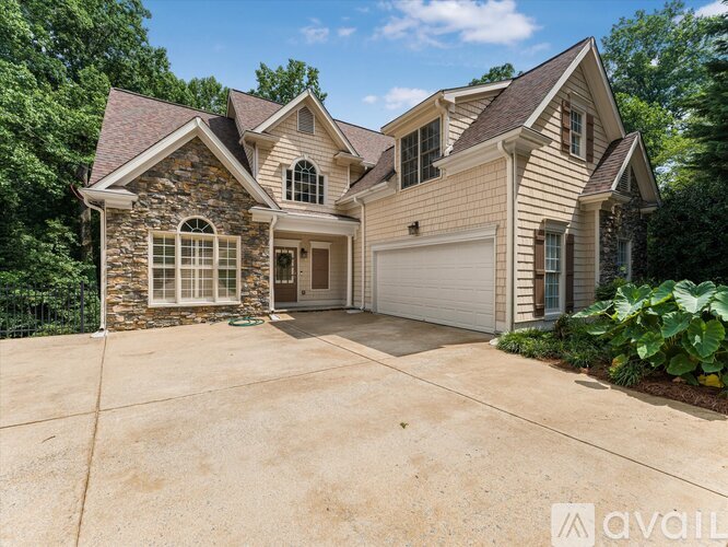 1185 Stephens St 4 Beds Single Family Home for Rent - Photo gallery 2
