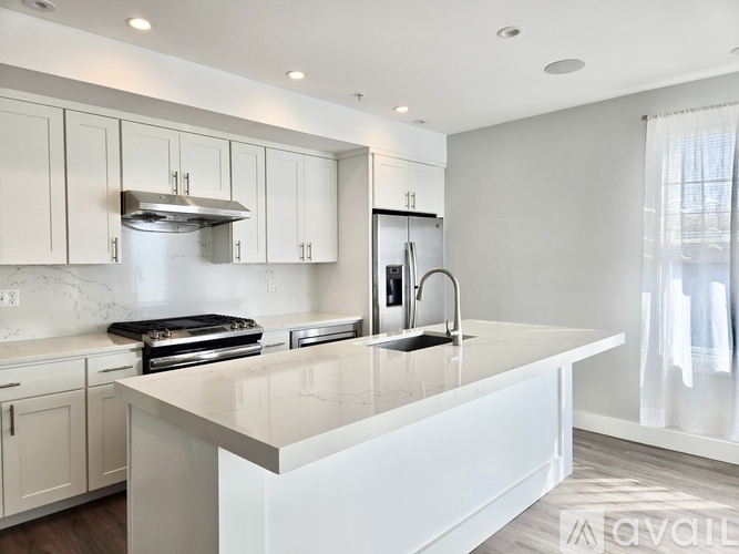 151 Hancock Street 2 Beds Condo for Rent - Photo gallery 1
